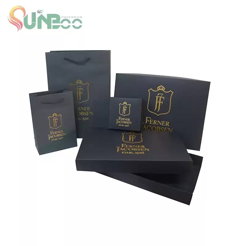 Carta nera con simpatico bollo a caldo in oro e maniglie di cotone Sp-bag020