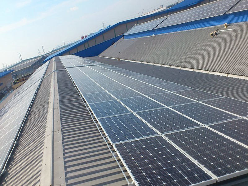 Sistema di montaggio sul tetto Montaggio solare del tetto del tetto per l'installazione del pannello solare