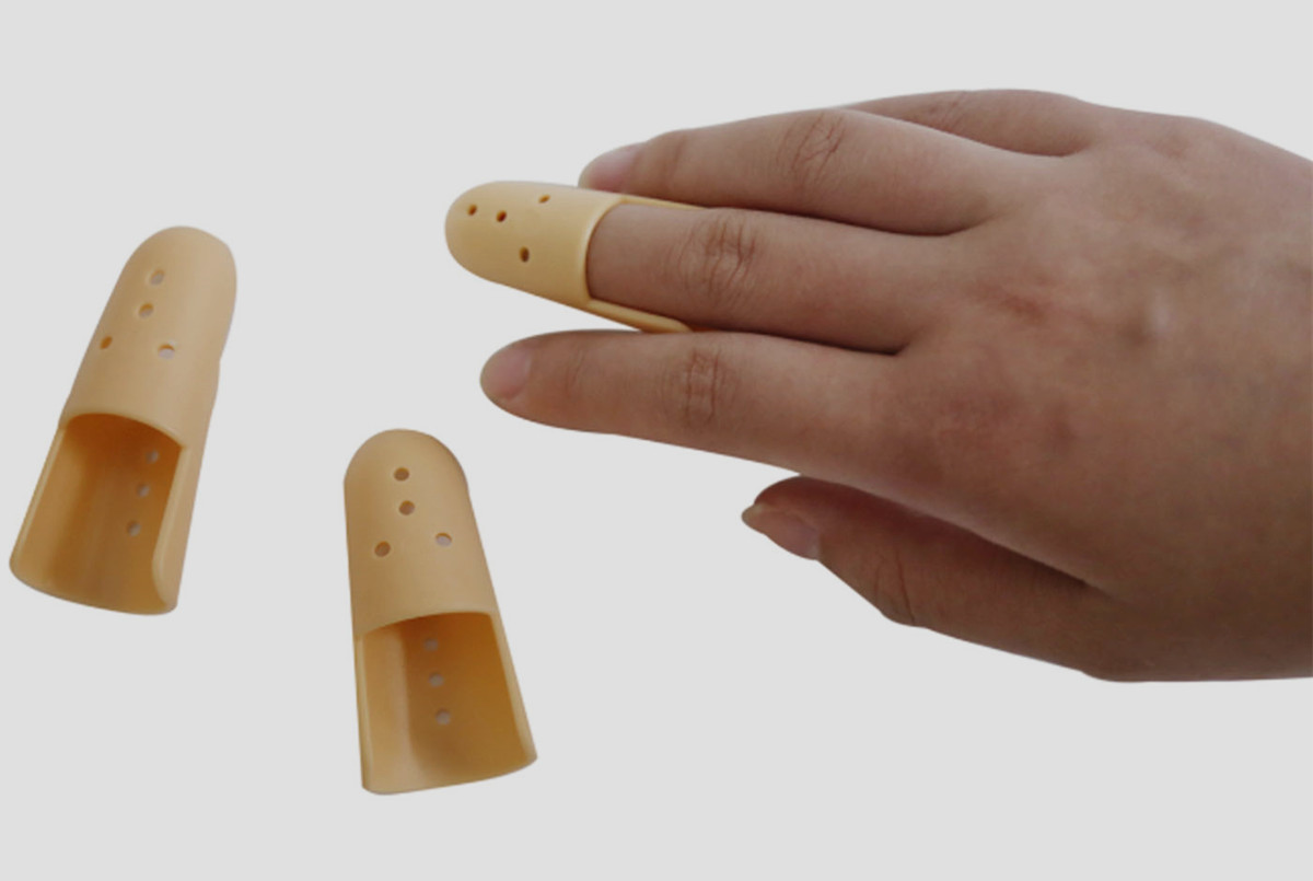 Bretelle mediche e traspiranti della stecca del dito della plastica rigida con sette taglie