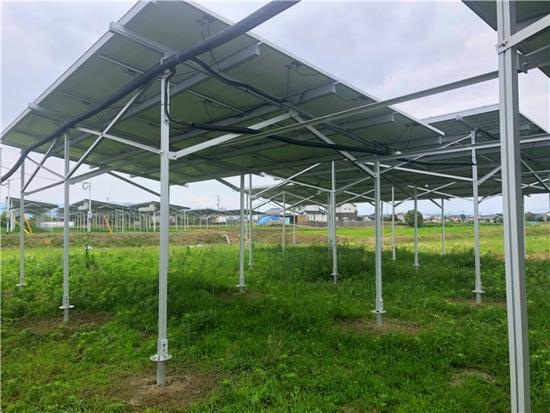 Struttura di montaggio solare agricolo