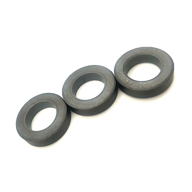 Magnete in ferrite magneti in ferrite ad anello ceramico personalizzati grandi ferrite magnetica permanente